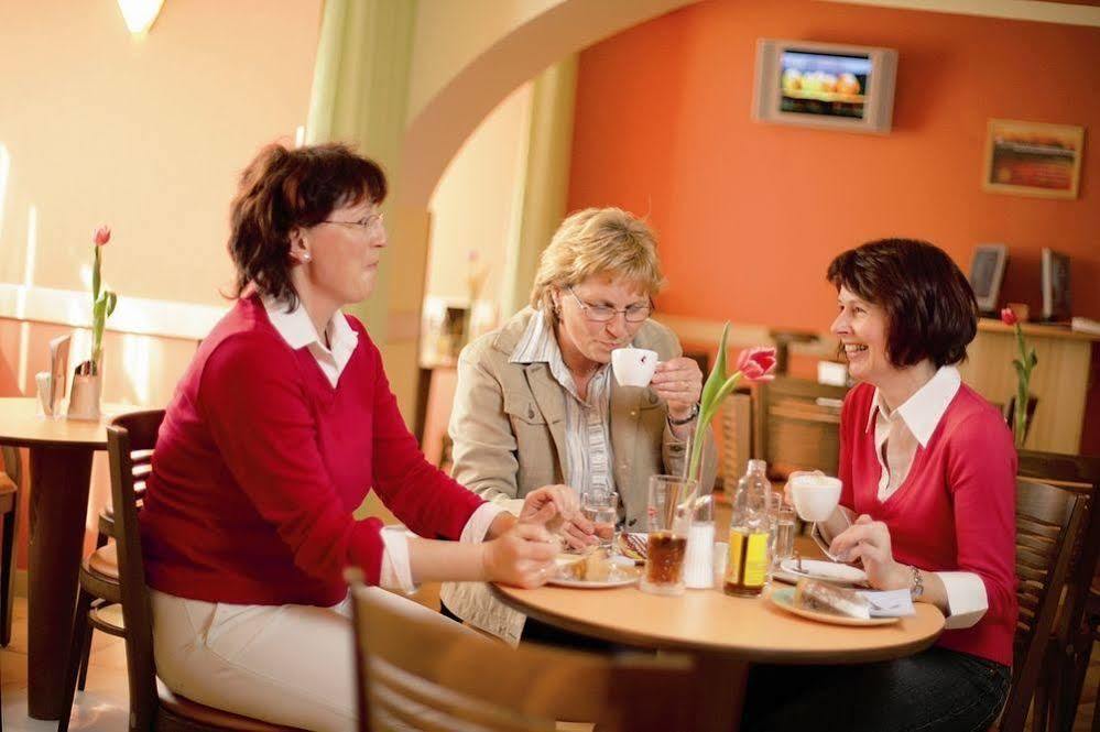 Jufa Hotel Oberwoelz-Lachtal Oberwoelz Stadt Restaurant foto